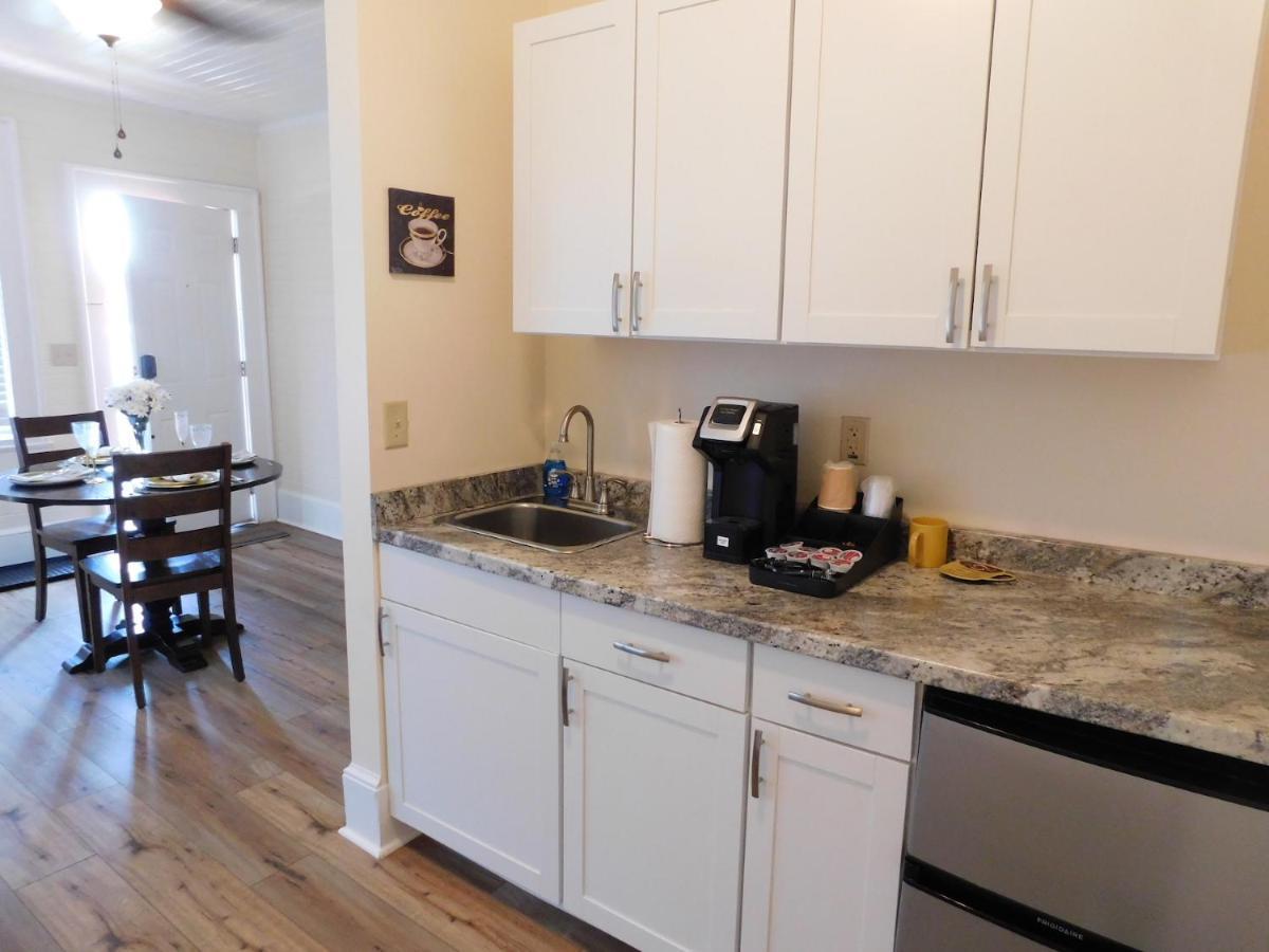 Lawrence Village Bed And Breakfast Swainsboro Eksteriør bilde